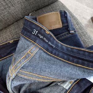 12M Levi high waisted skinny jeans indigo